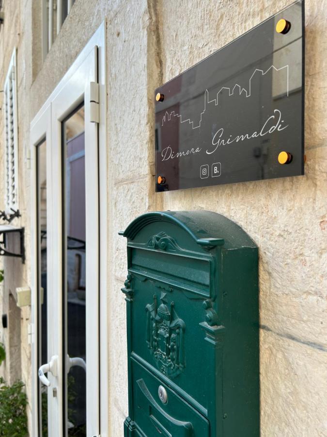Bed and Breakfast Dimora Grimaldi Остуні Екстер'єр фото